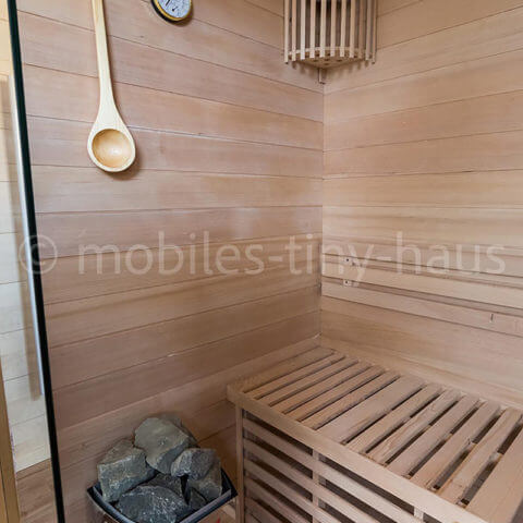 Holzhaus Saunabereich